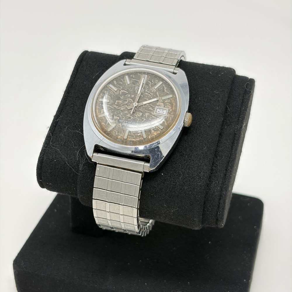 Vintage 1970’s Timex Automatic Men’s Watch Tropical Dial Running one of a kind